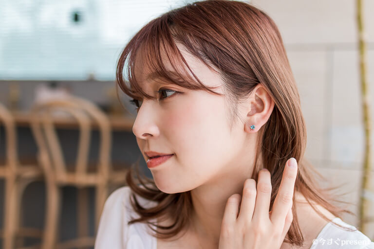 ROLA_ハートシェイプカットピアス_はち着用4