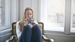 コーヒー好きの女性が喜ぶプレゼント31選。彼女・女友達・母へ_アイキャッチ