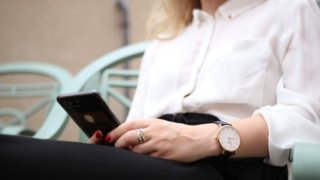 スーツ・オフィス向けレディース腕時計15選。社会人の女性へのプレゼントに_アイキャッチ